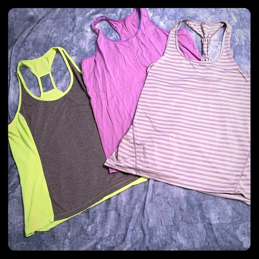 Ladies Plus Size Workout Top Bundle
